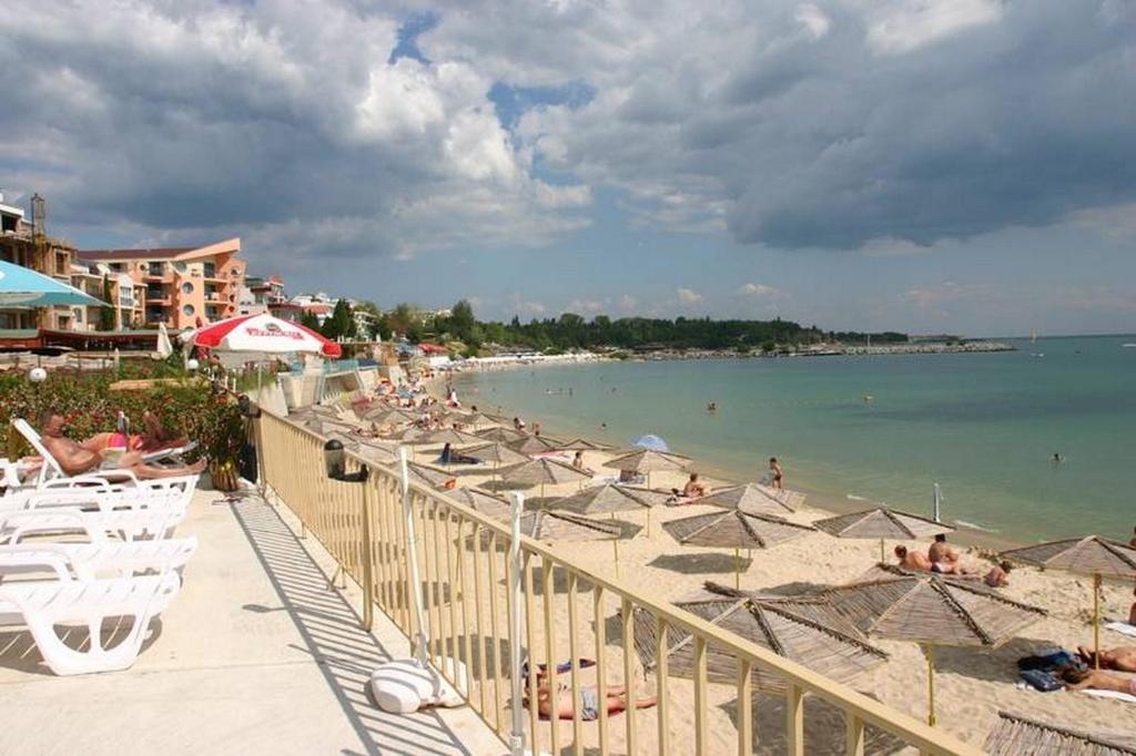 Harmony Beach Family Hotel Nesebăr Exterior foto